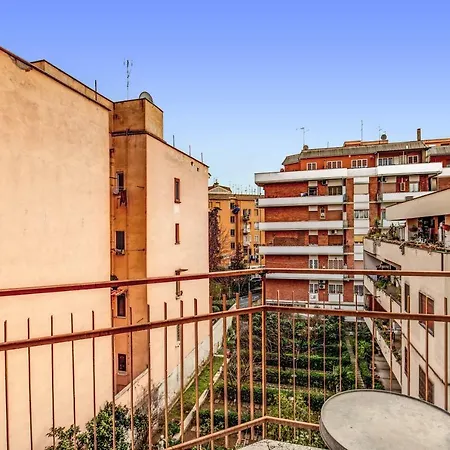 Tuscolano 6 Bedroom 6 Bathroom Apartment *