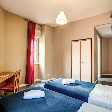 Tuscolano 6 Bedroom 6 Bathroom *